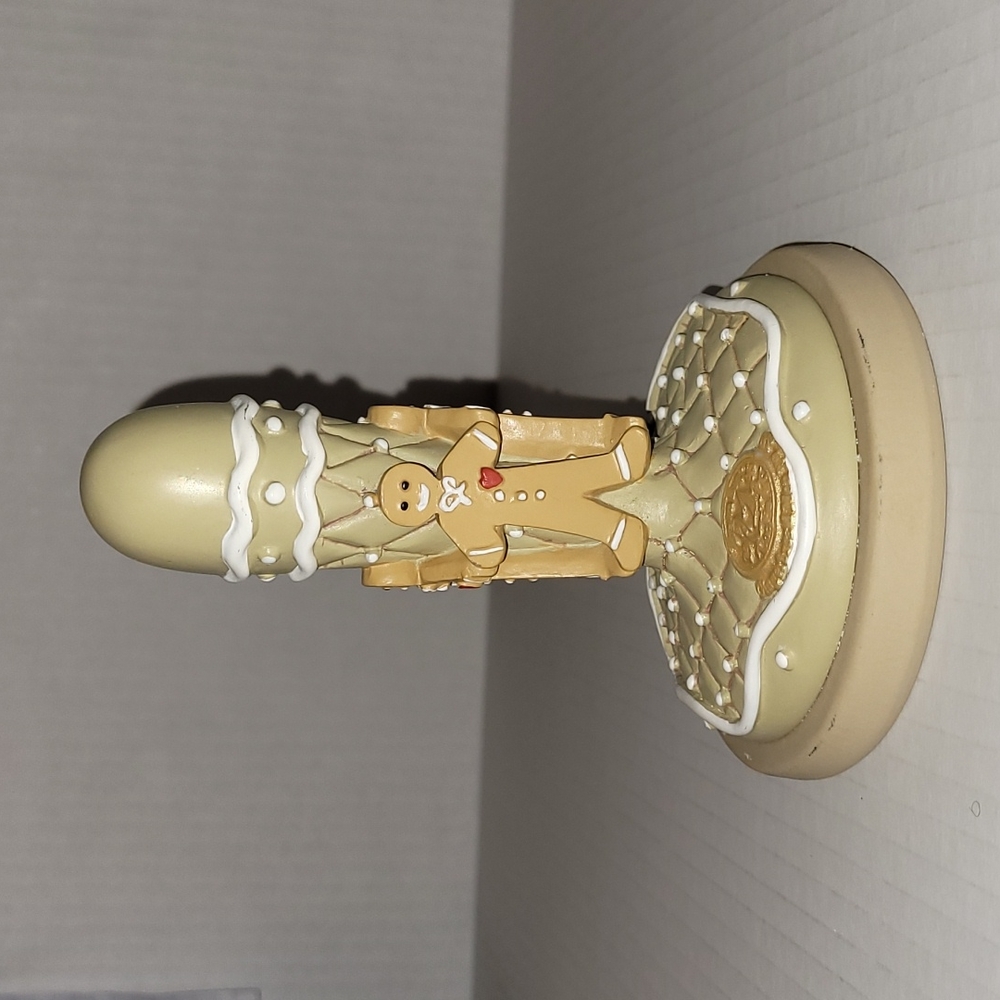 Adorable 1995 Brown Bag Cookie Art Gingerbread Man Stamp